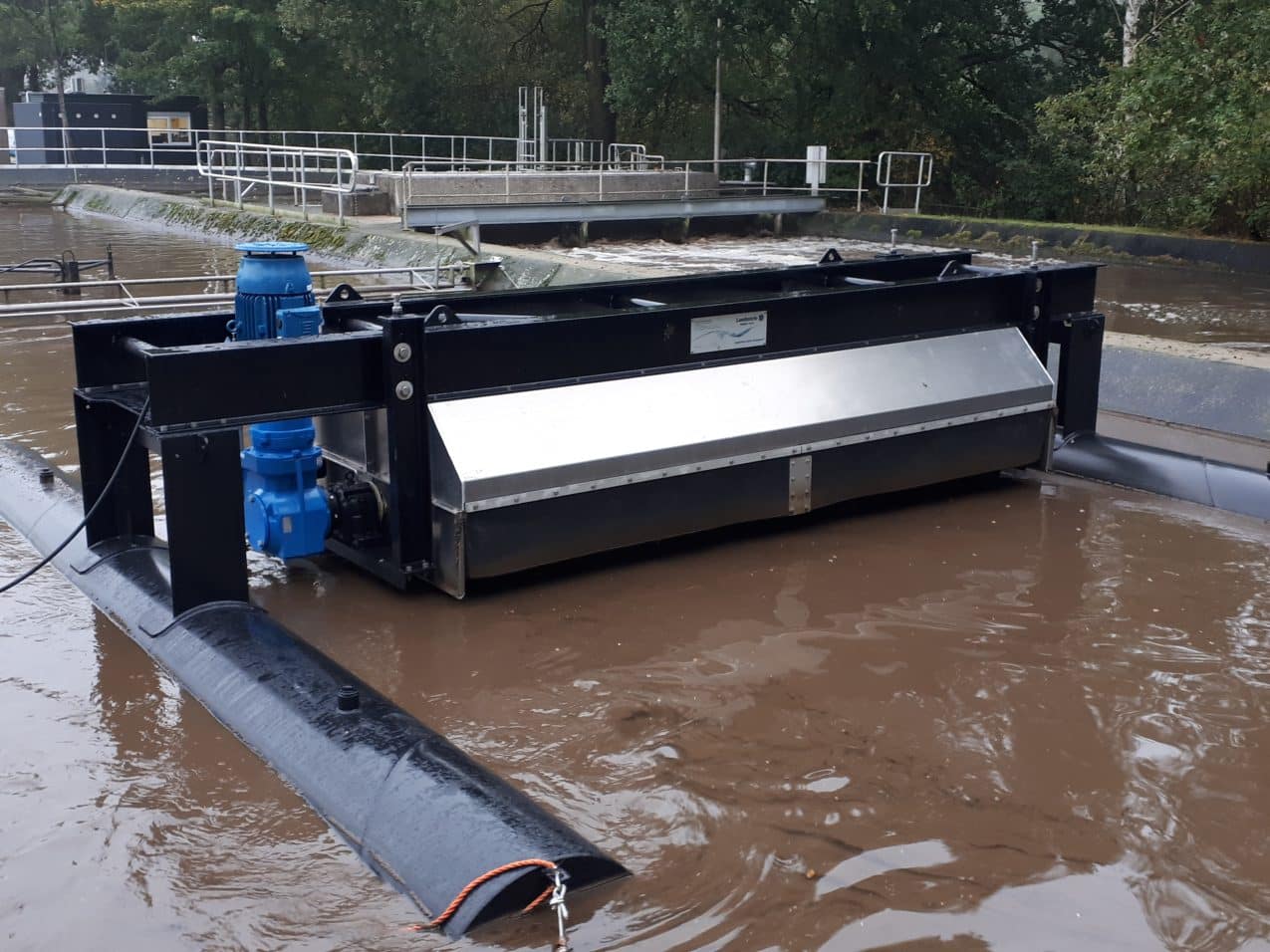 Bürstenbelüfter Rwzi Chaam Vorderansicht